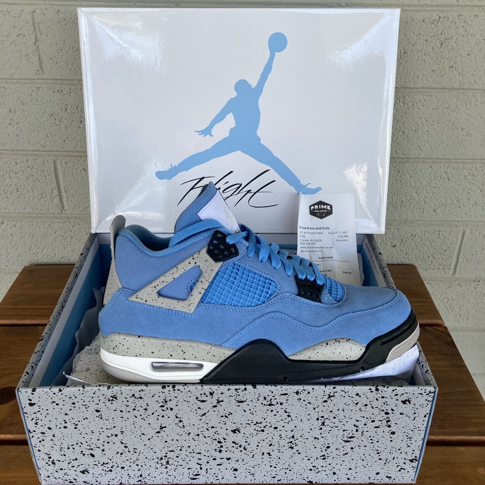 SOLD SOLD SOLD Jordan 4 Retro University Blue US size 9.5